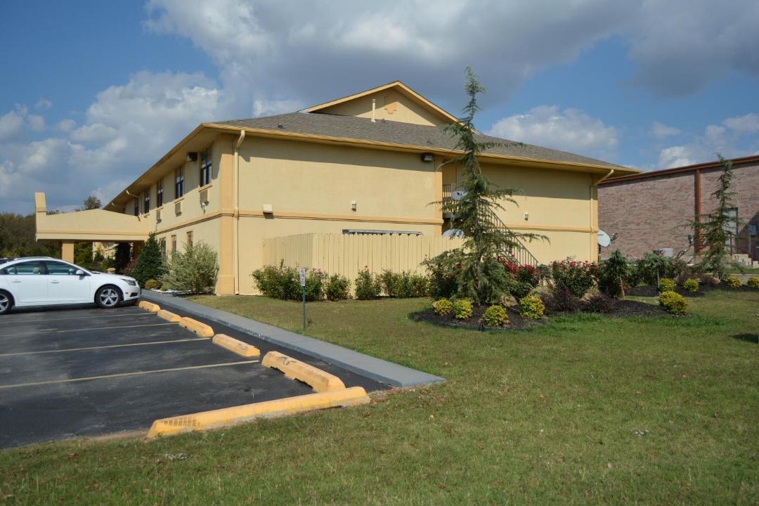Photo of Buildings in Sulphur