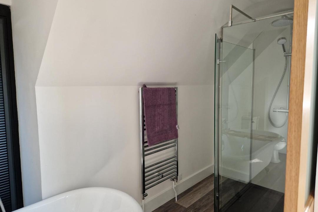 Photo of Bathroom in Llanvair Kilgeddin