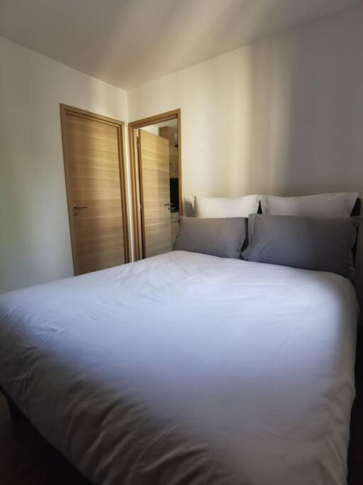 Photo of Bedroom in Evreux