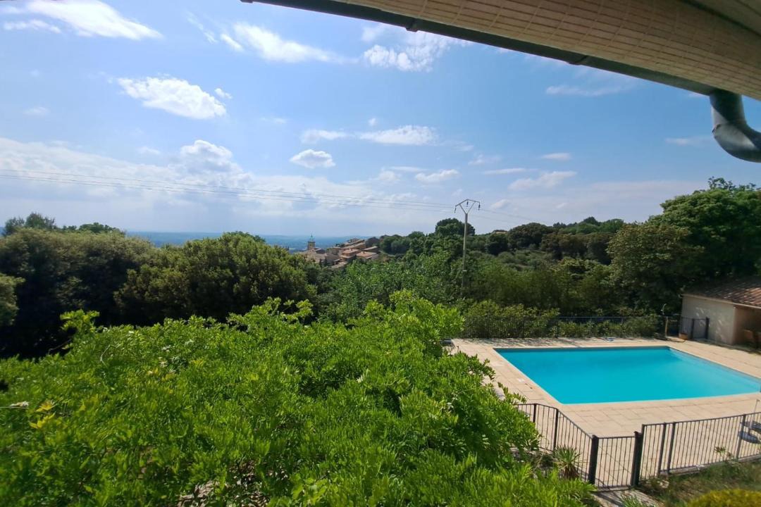 Photo of Outdoor in Saint-Victor-des-Oules