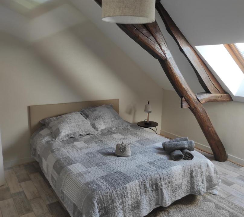 Photo of Bedroom in Brienon-sur-Armancon