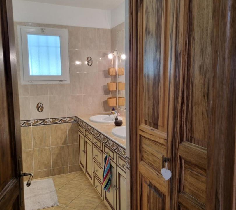 Photo of Bathroom in Saint-Michel-l'Observatoire