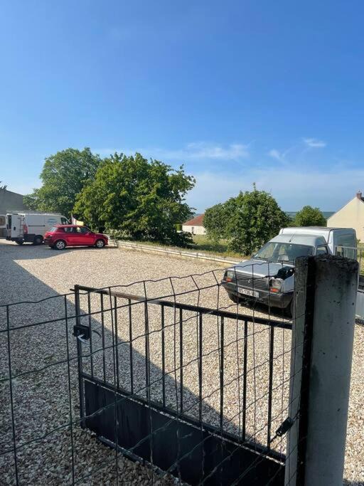 Photo of Others in Paroy-sur-Tholon