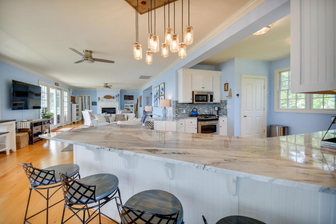 Photo of Others in White Stone