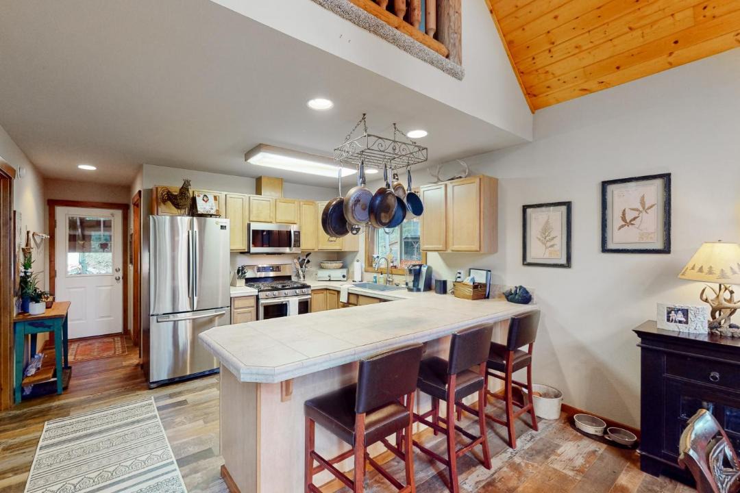 Photo of Others in Roslyn Ridge