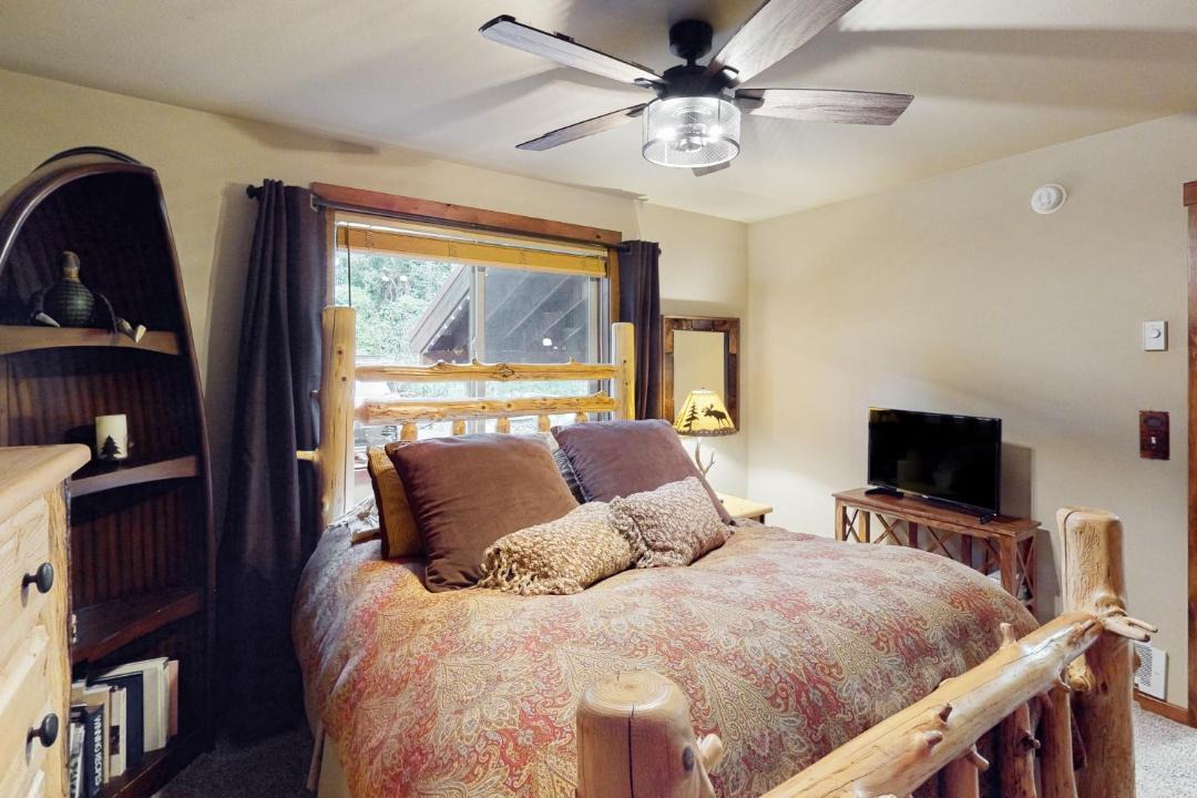 Photo of Others in Roslyn Ridge