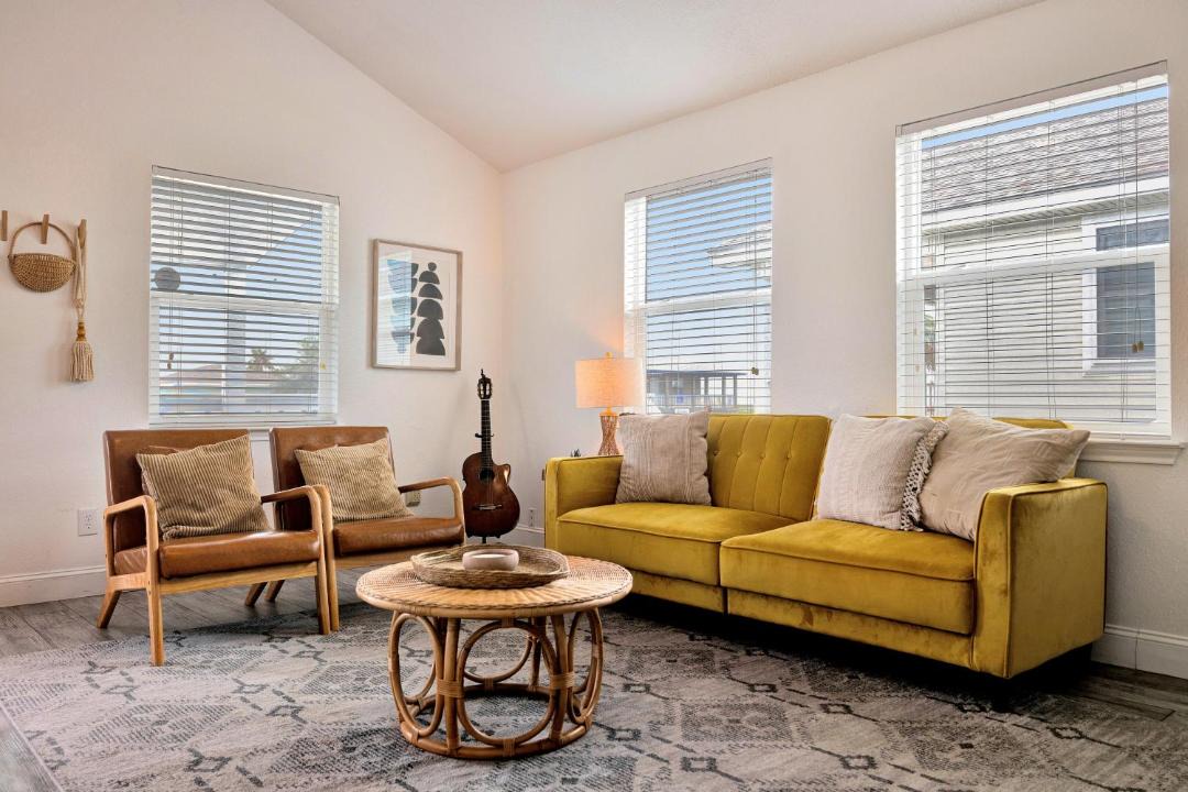 Photo of Others in Leeward Sands