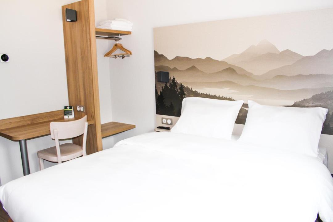 Photo of Bedroom in Gresy-sur-Aix