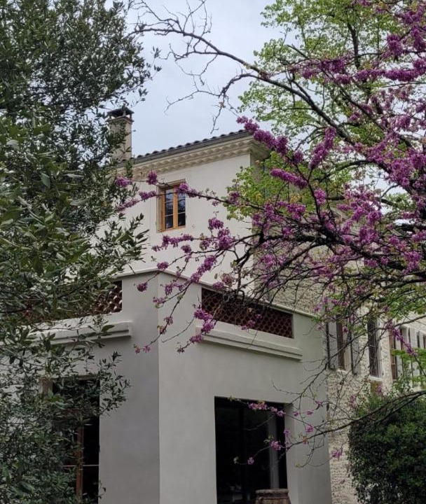 Photo of Buildings in Saulce-sur-Rhone