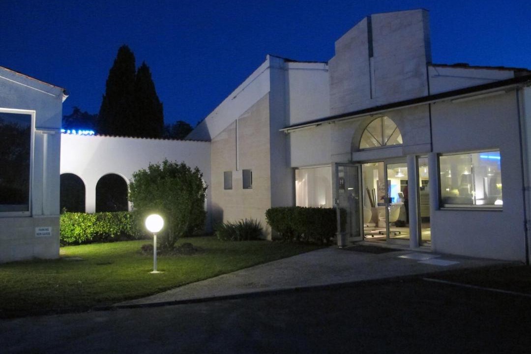 Photo of Buildings in Saintes