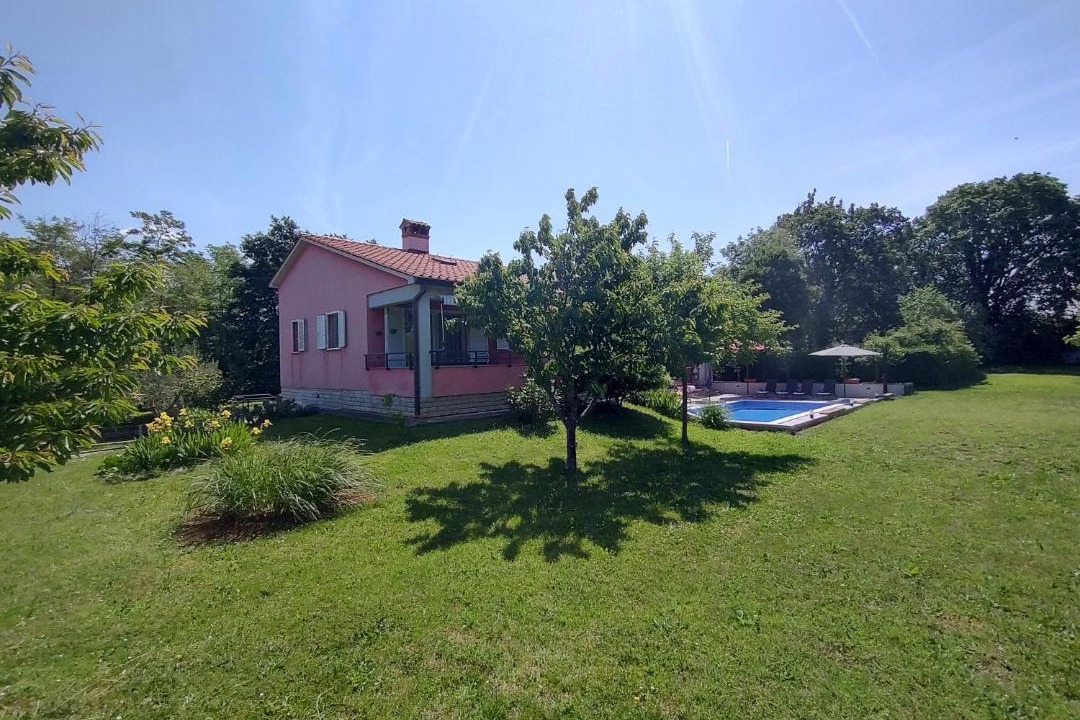Photo of Buildings in Zupanici
