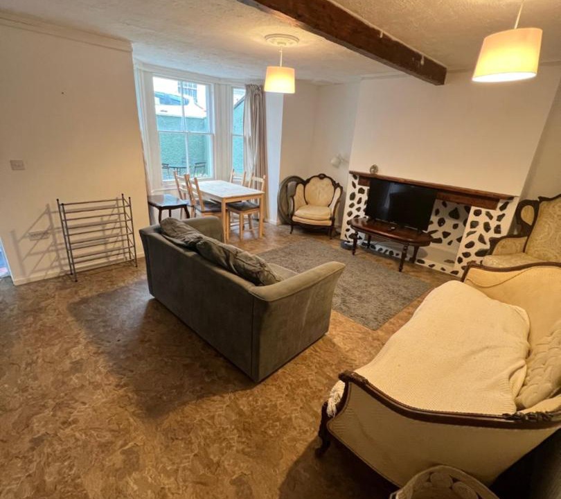 Photo of Others in Bont Newydd