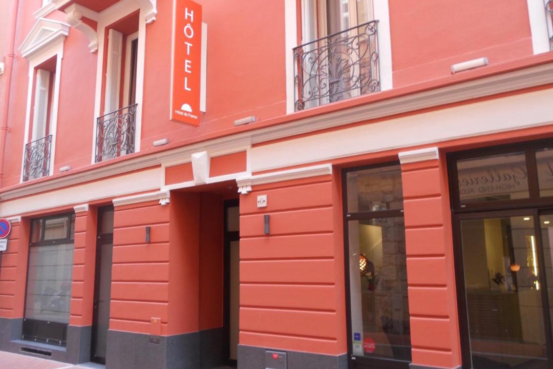 Photo of Others in Quartier du Port