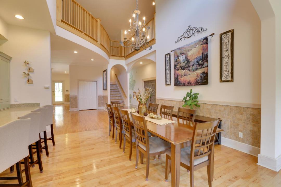 Photo of Others in Albany