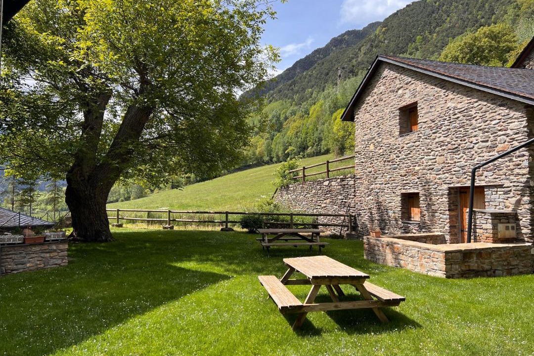 Photo of Buildings in Areu