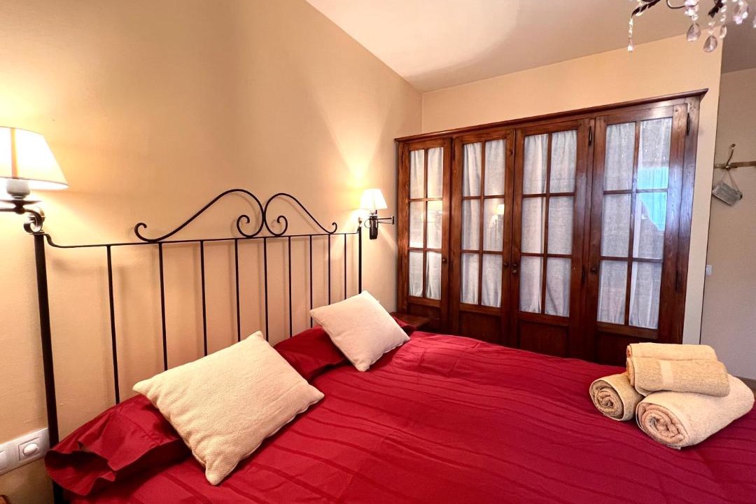 Photo of Bedroom in Areu