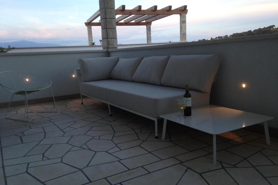 Photo of Patio Balcony in Sutivan