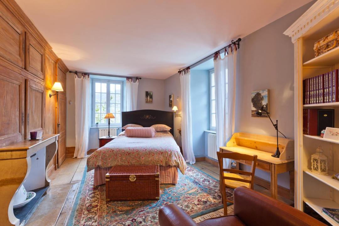 Photo of Others in Nans-sous-Sainte-Anne