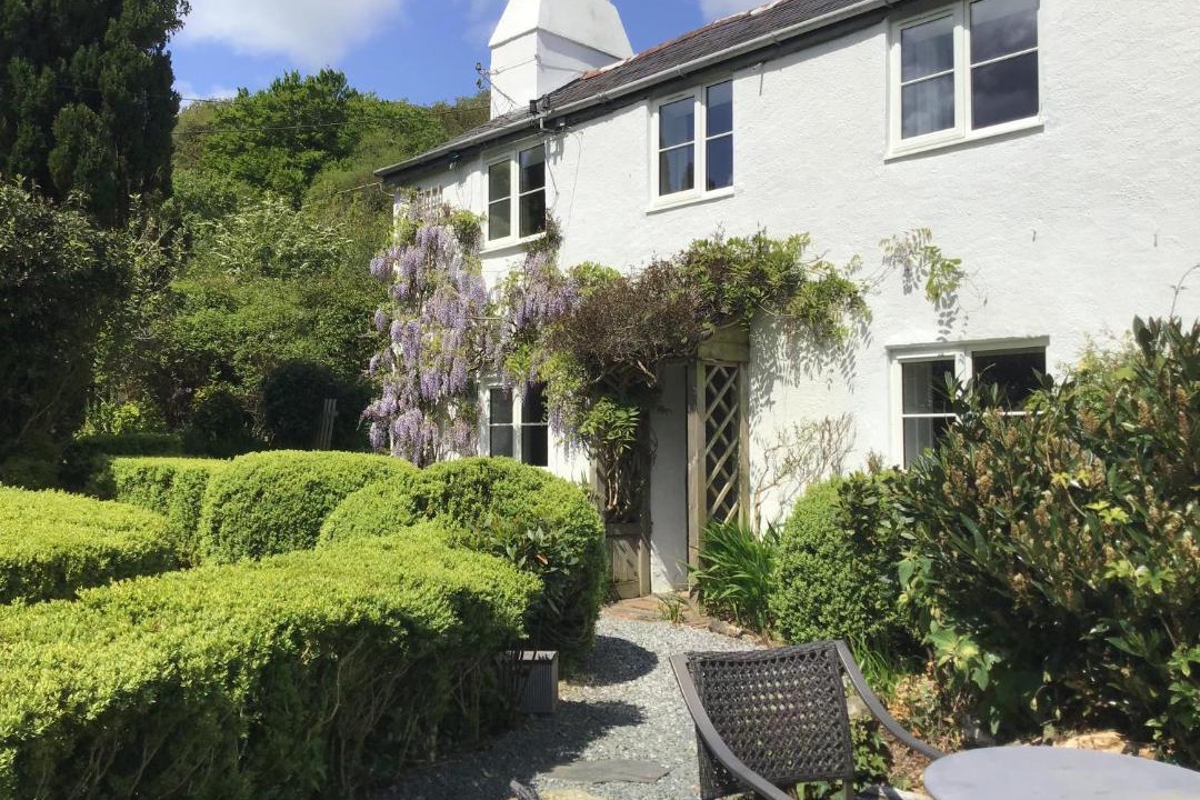 Photo of Buildings in Loddiswell