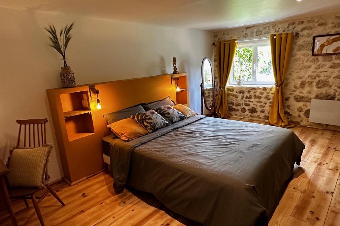 Photo of Bedroom in Nieul le Virouil