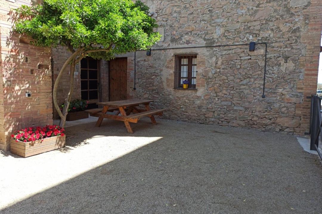 Photo of Others in Montmajor