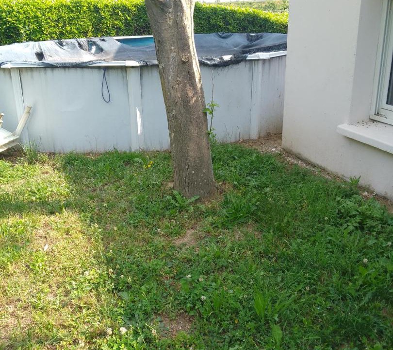 Photo of Buildings in Glun