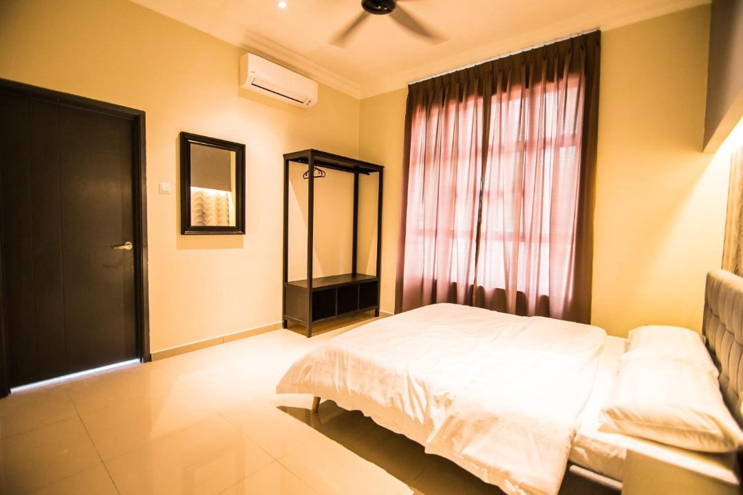 Photo of Bedroom in Ayer Molek