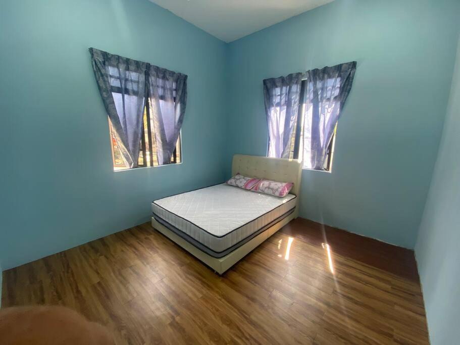 Photo of Bedroom in Padang Pasir Luas