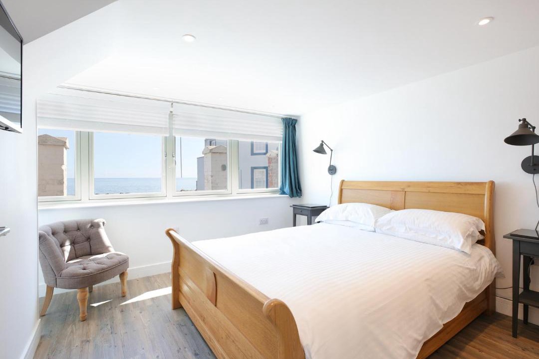 Photo of Others in Dunbar