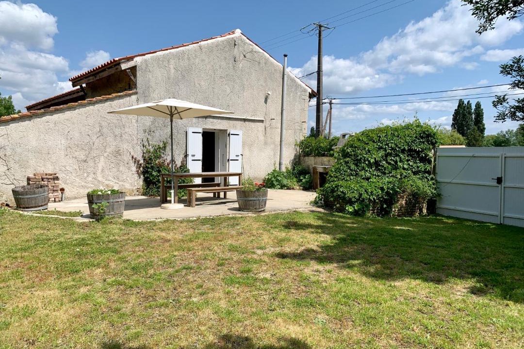 Photo of Others in Brizambourg