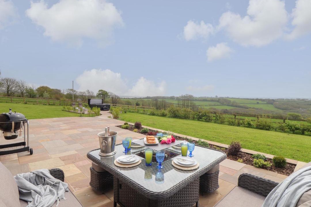 Photo of Patio Balcony in Helford Passage