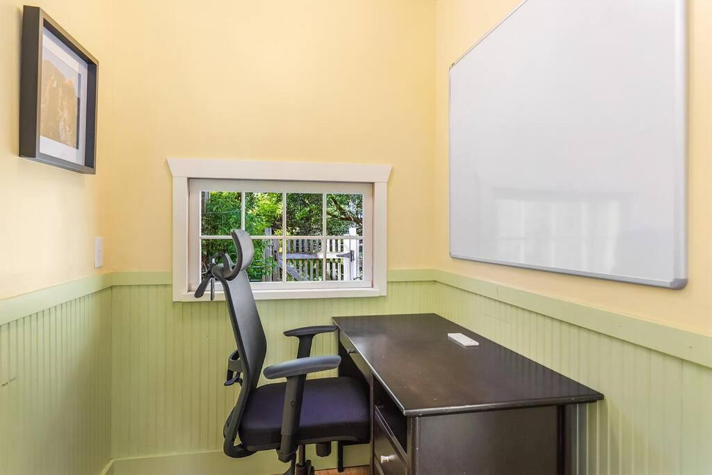 Photo of Others in Phinney Ridge