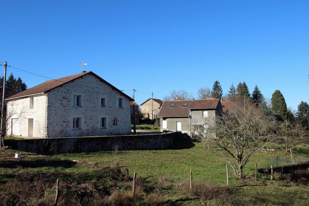 Photo of Buildings in Saint-Sornin-Leulac