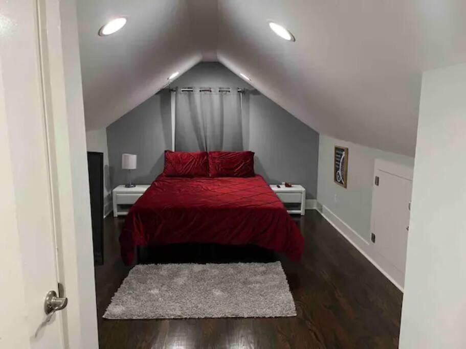 Photo of Bedroom in Collier Heights
