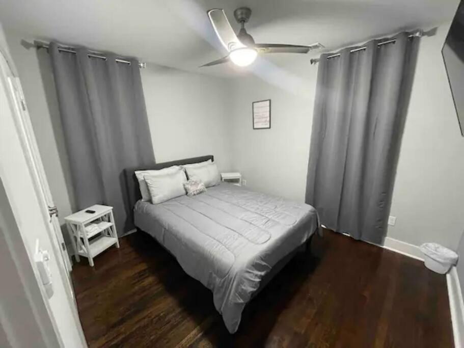 Photo of Bedroom in Collier Heights