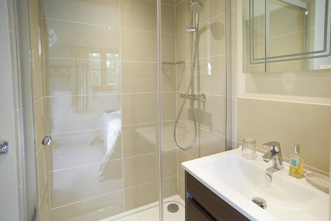 Photo of Bathroom in North Moreton