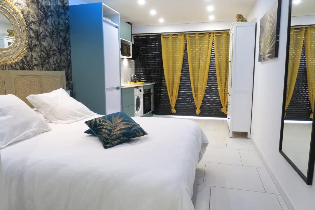 Photo of Bedroom in Naturist Village