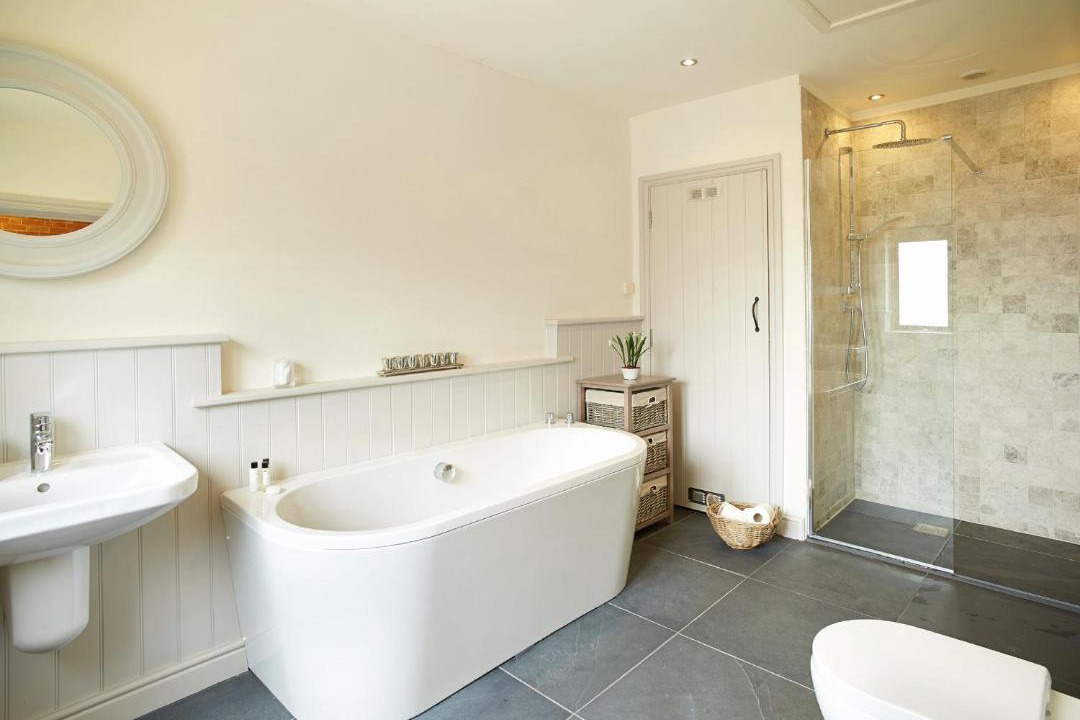 Photo of Bathroom in Long Itchington