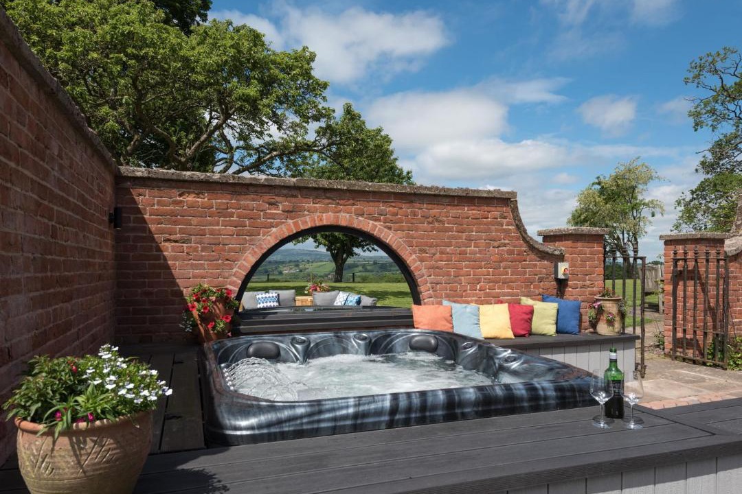 Photo of Others in Clows Top