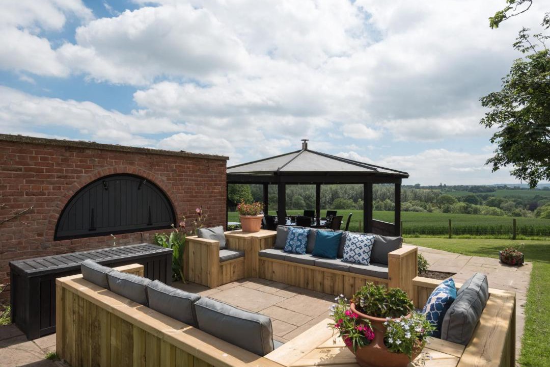 Photo of Patio Balcony in Clows Top