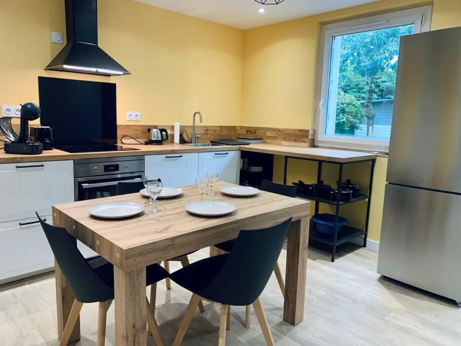 Photo of Kitchen in Quartier Francisco-Ferrer - Landry - Bourgeois - Poterie