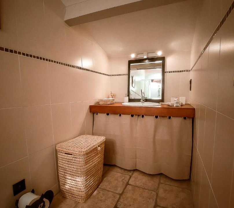 Photo of Bathroom in Barjac