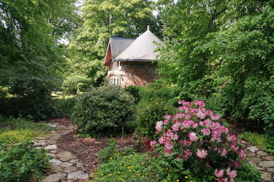 Photo of Others in Bracquetuit