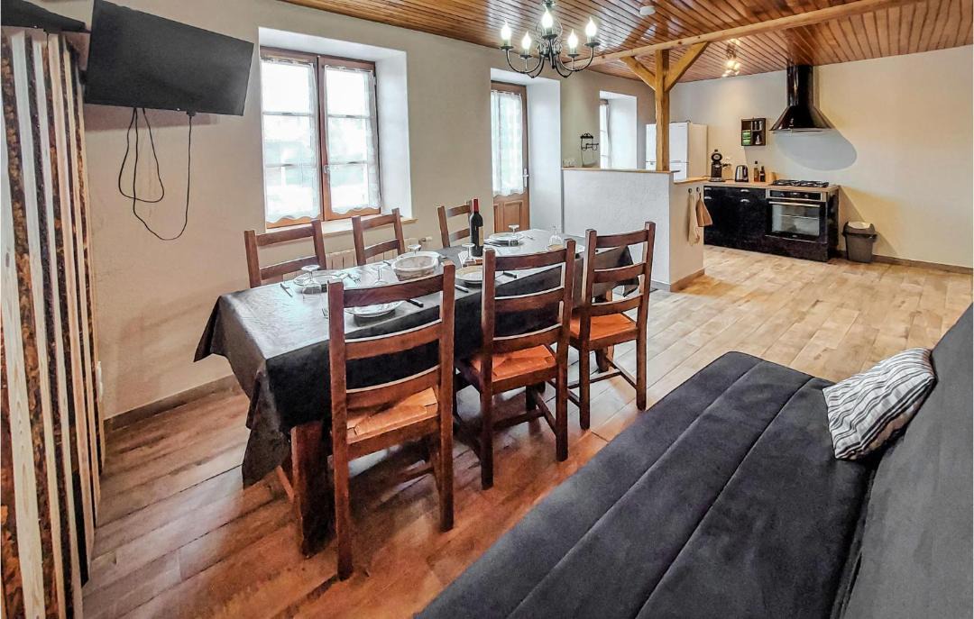 Photo of Livingroom in Verrieres-en-Forez