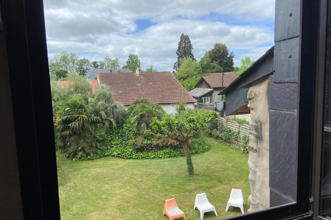 Photo of Others in Bazet