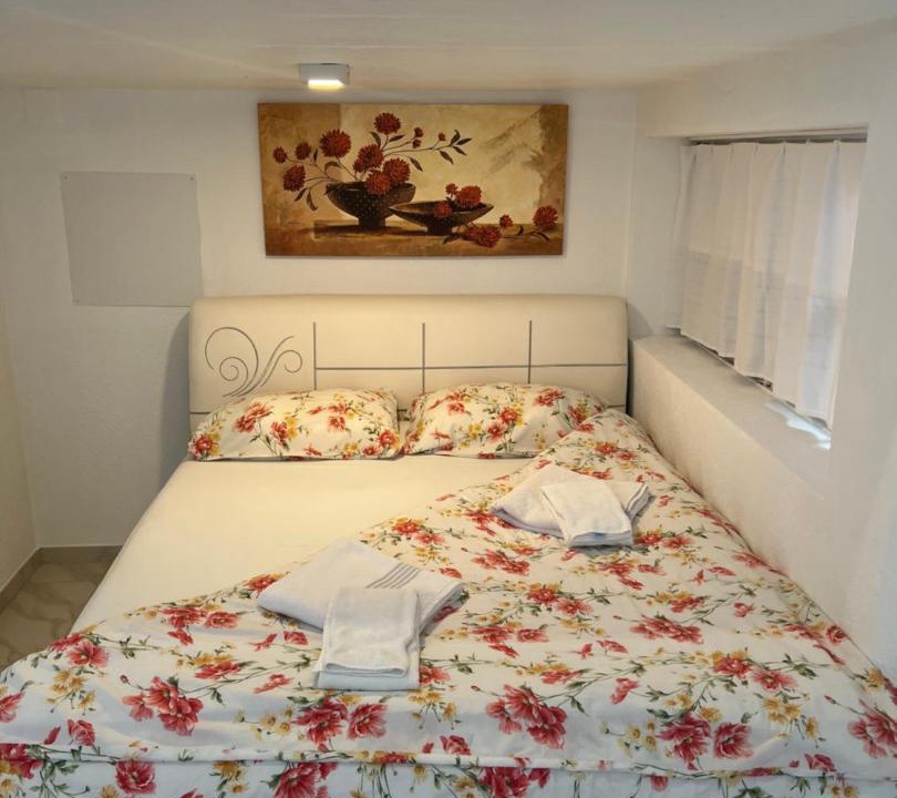 Photo of Others in Erlach