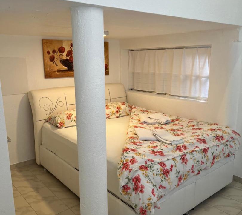 Photo of Others in Erlach