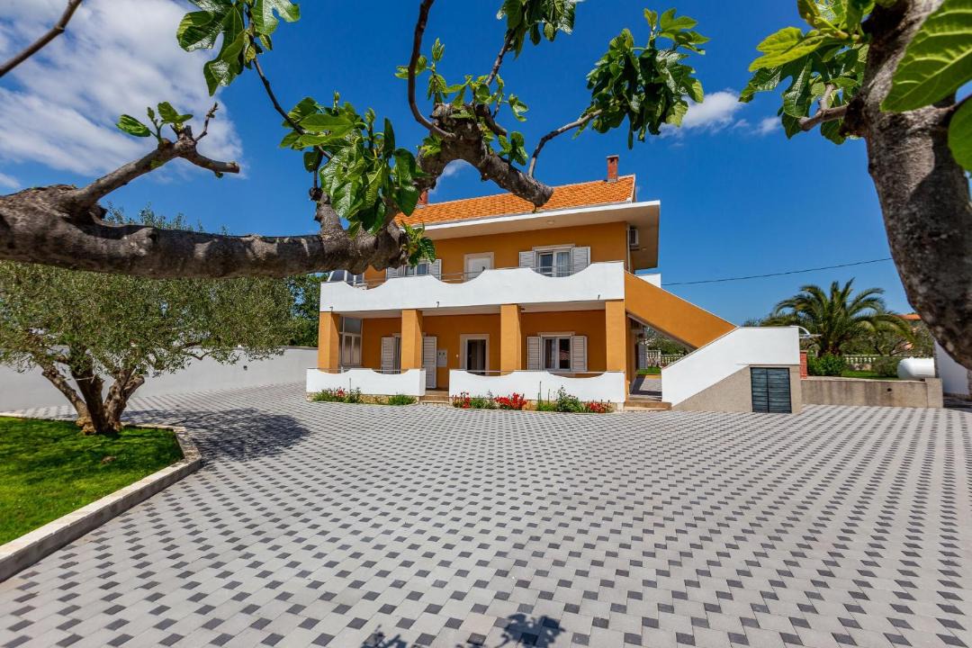 Photo of Buildings in Murvica