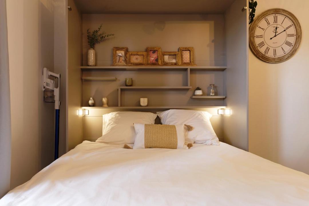 Photo of Bedroom in Alco