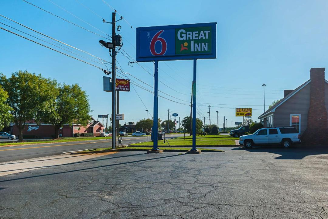Photo of Others in Perry